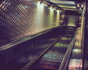 有可靠货源的如何轰炸小三电话